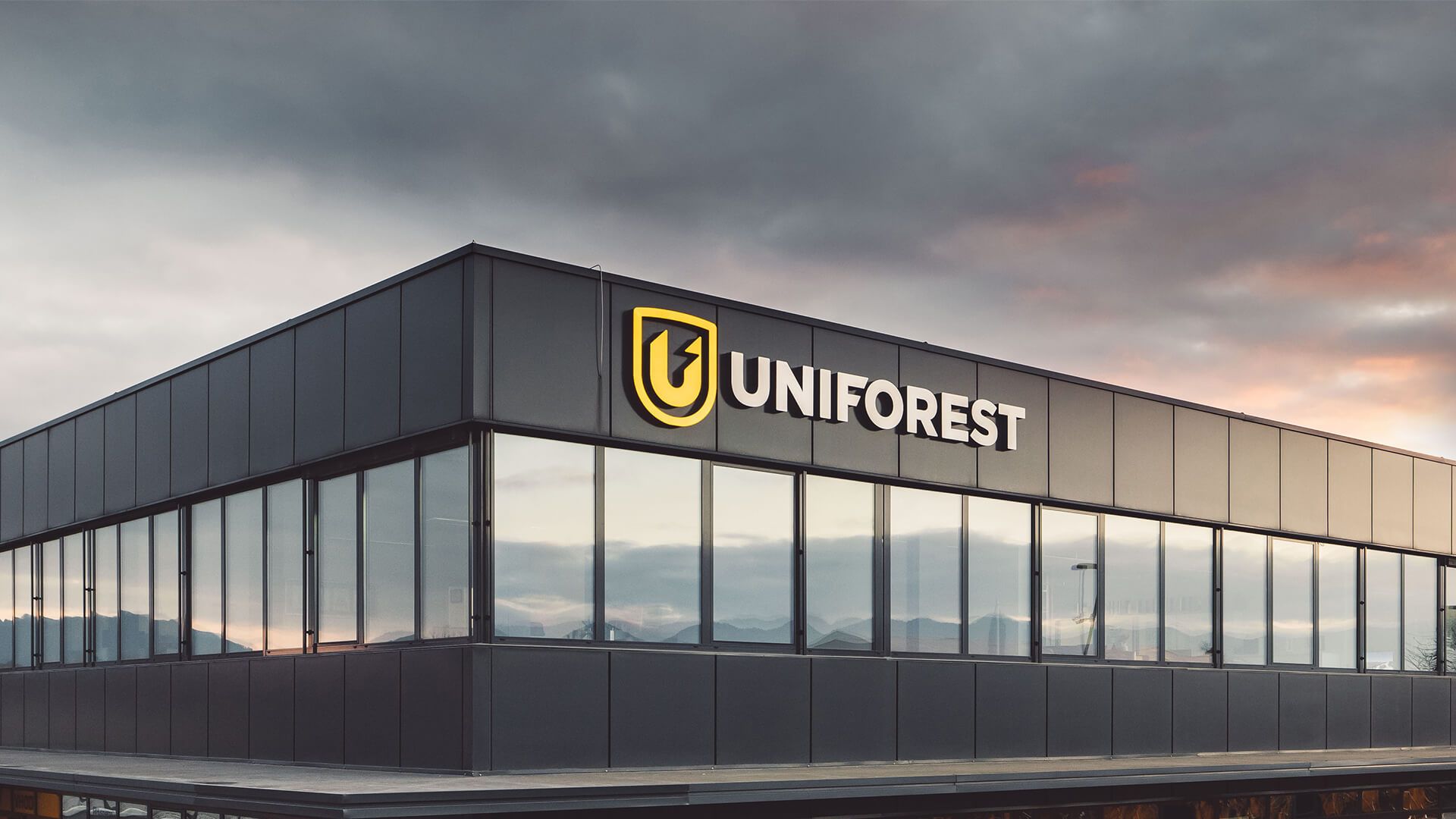 O podjetju Uniforest